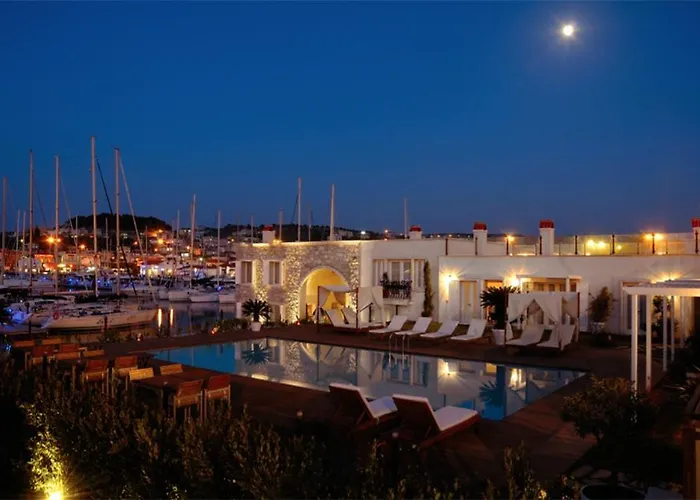 Cesme Marina Konukevi Guest House